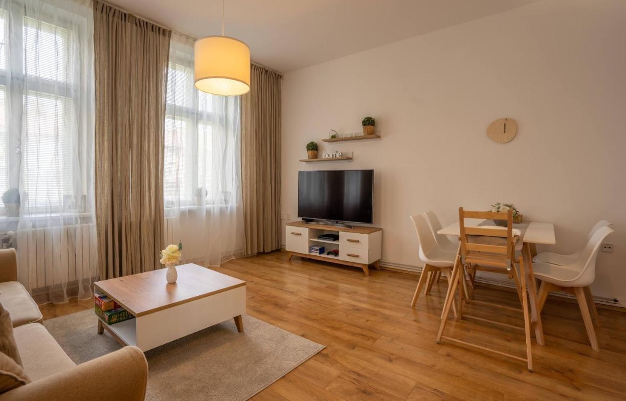 Family Apartment Ostrava Exterior photo