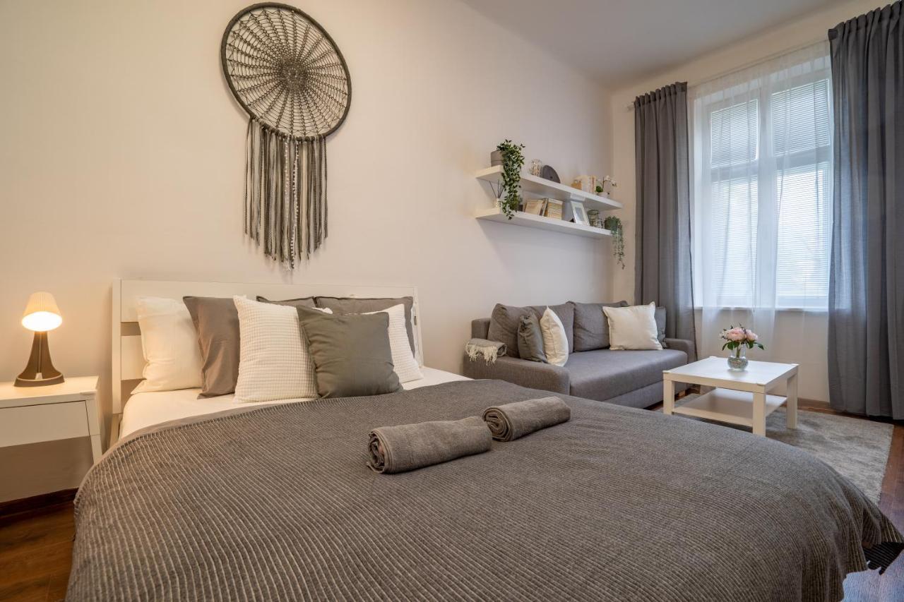 Family Apartment Ostrava Exterior photo